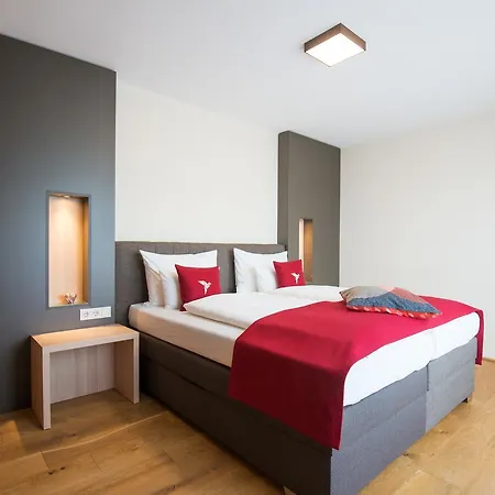 Dasmei Otel Mutters
